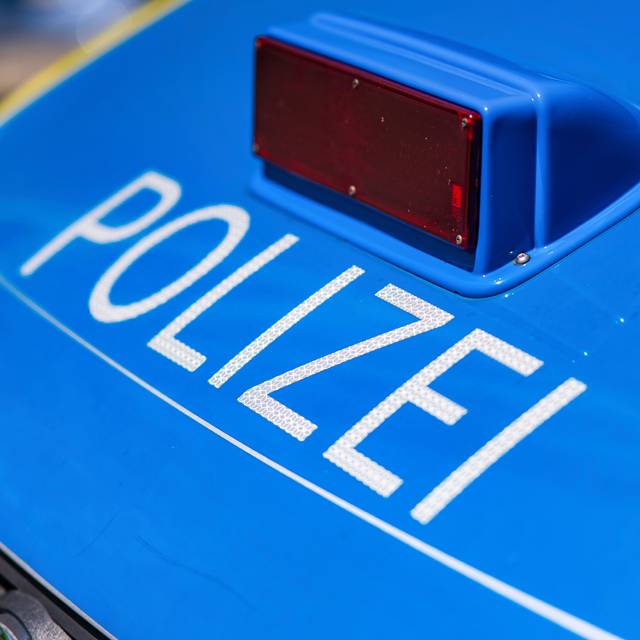 Polizei-Schriftzug