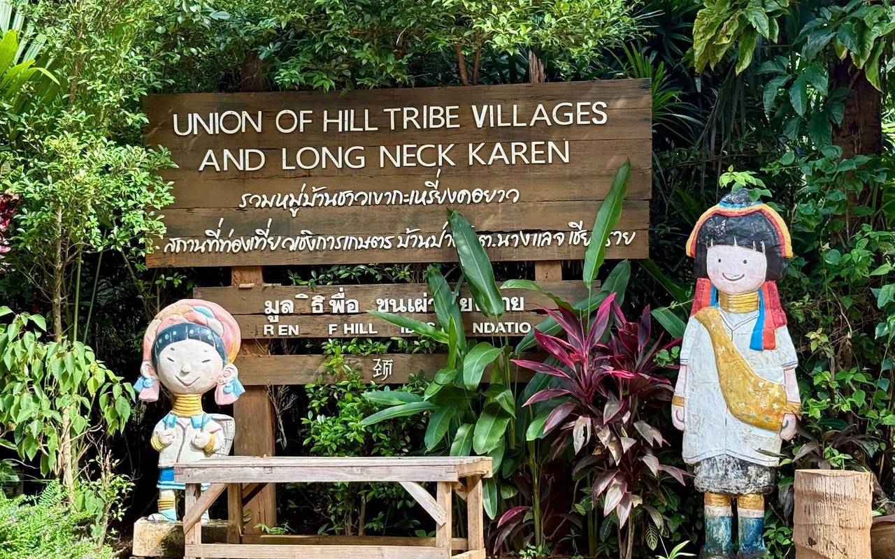 Langhalsfrauen - «Long Neck Karen» - im Norden Thailands