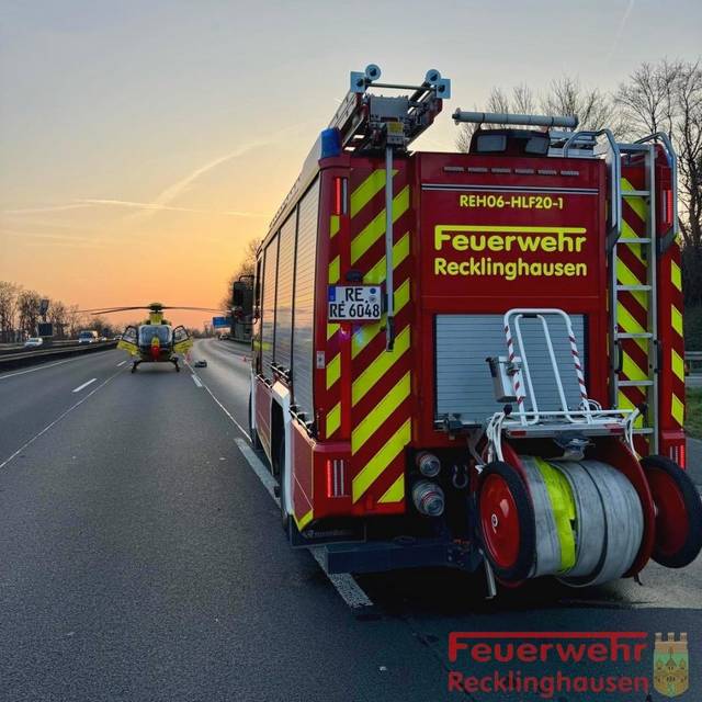 Bei dem Feuerwehreinsatz auf der A2 landete auch ein Rettungshubschrauber.