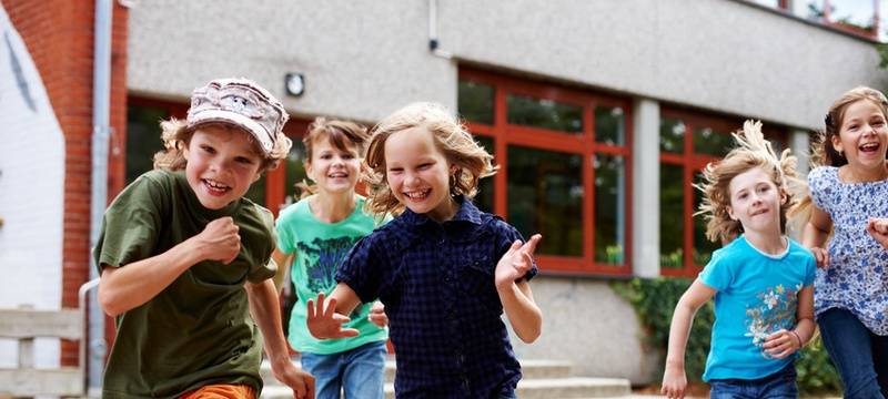 Ab Montag keine Maskenpflicht mehr auf Schulhöfen