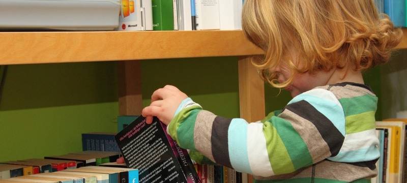 Kitas und Schulen machen beim bundesweiten Vorlesetag mit