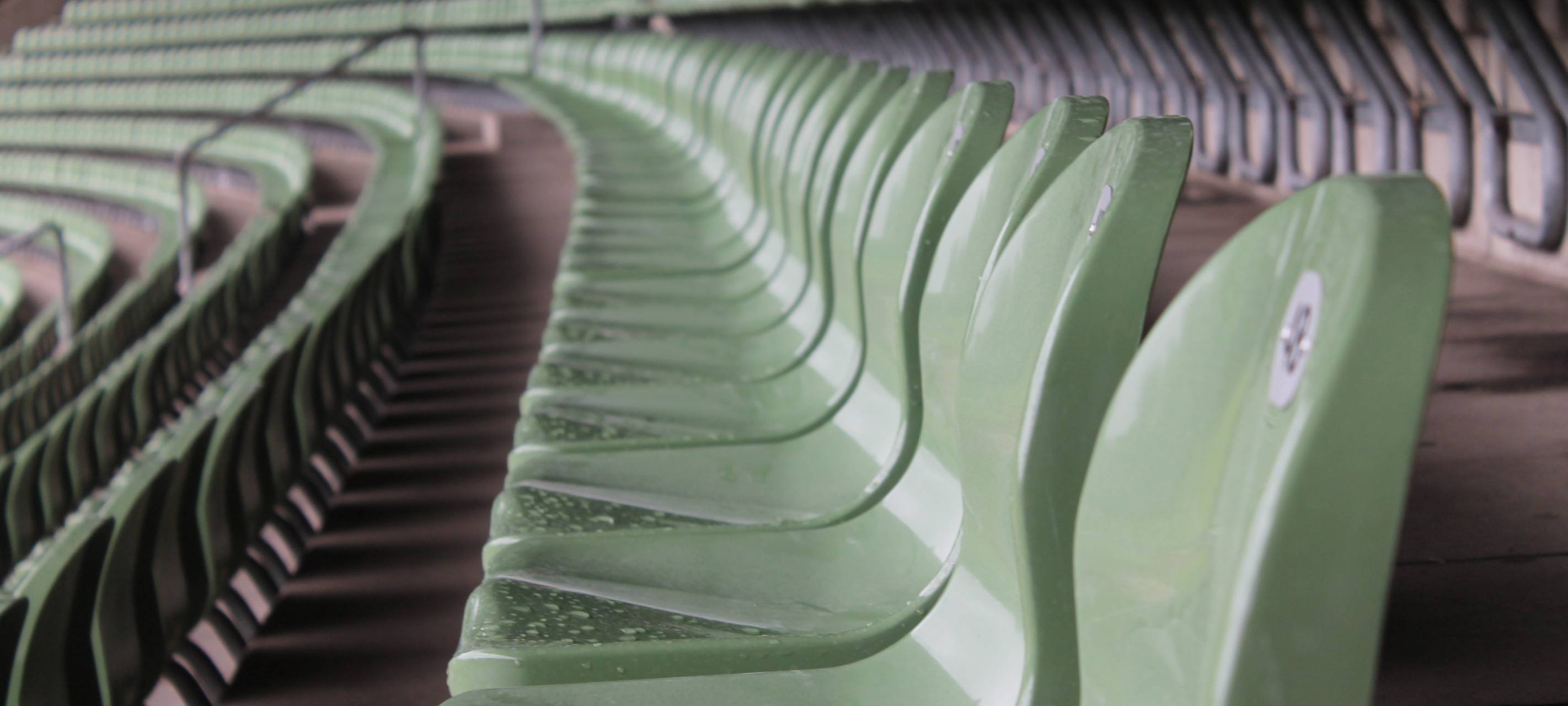 2G+ und Maskenpflicht: Bis zu 10.000 Zuschauer in Stadien