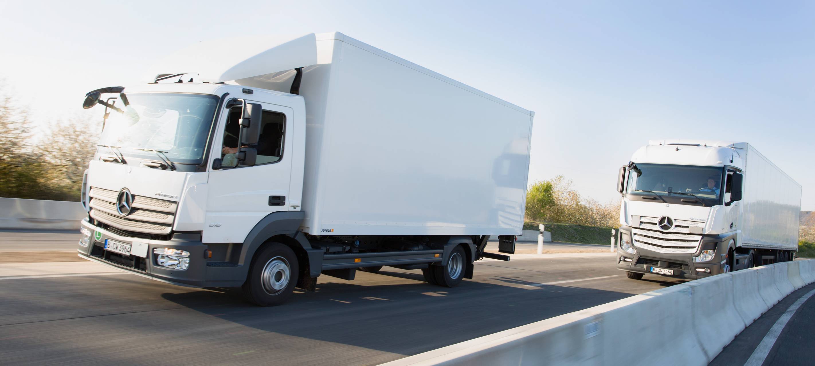 Viele Verstöße bei Kontrollen von Bussen und LKW