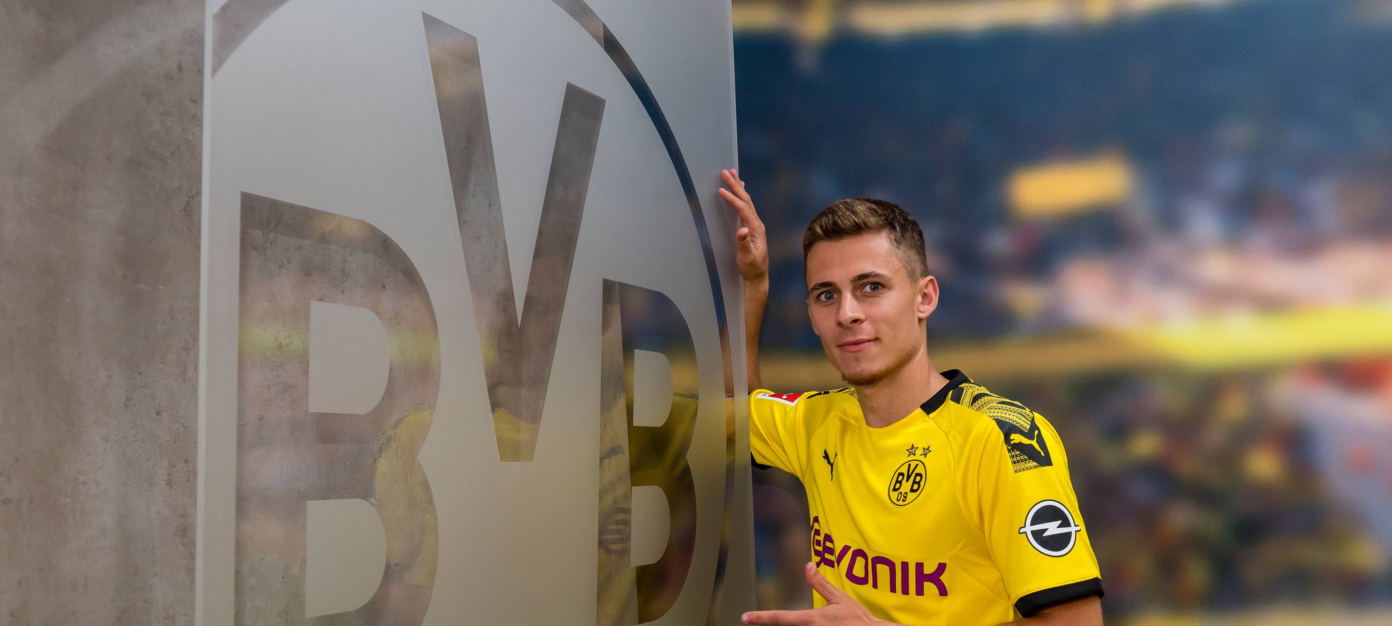 BVB-Spieler Hazard positiv auf Corona getestet