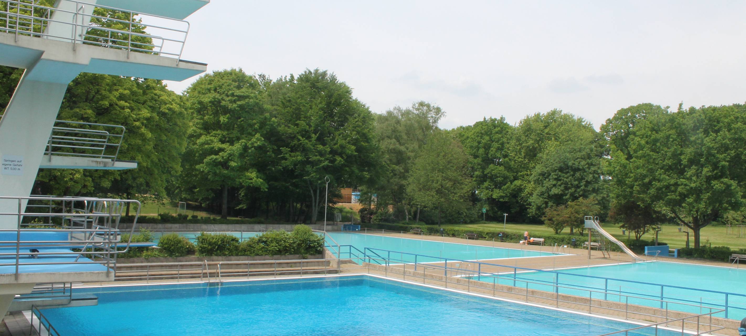 Erste Freibäder starten in die neue Saison