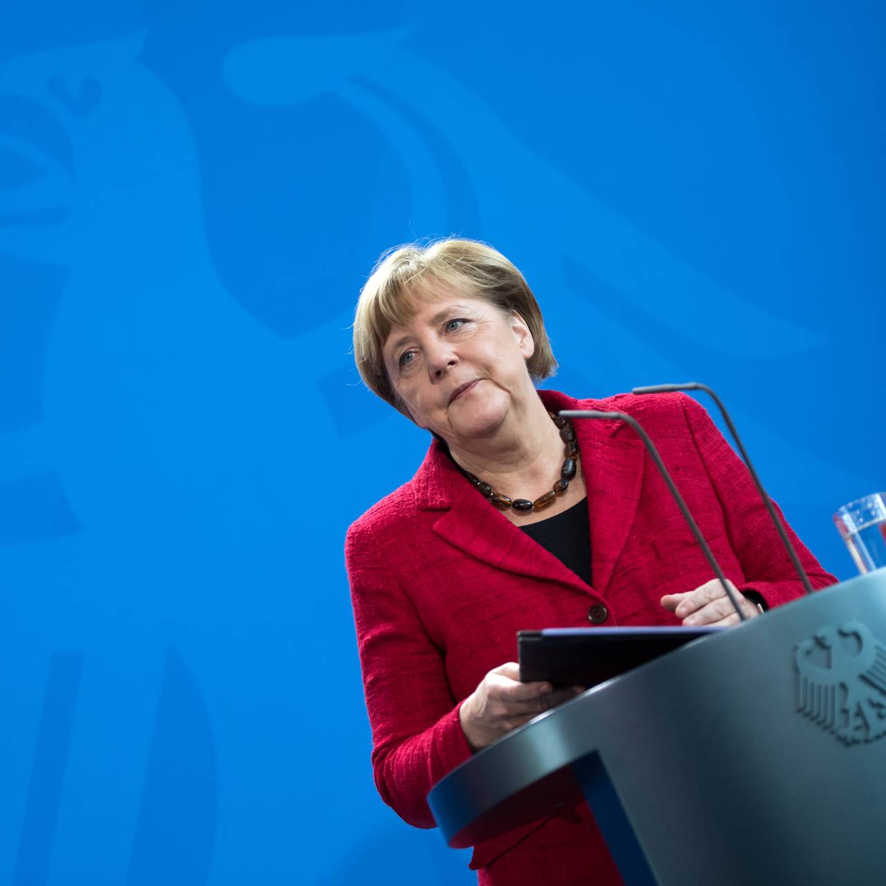 Bundeskanzlerin Angela Merkel (CDU) äußert sich am 09.11.2016 im Bundeskanzleramt in Berlin zum Ergebnis der Präsidentschaftswahlen in den Vereinigten Staaten von Amerika. Foto: Bernd von Jutrczenka/dpa +++(c) dpa - Bildfunk+++