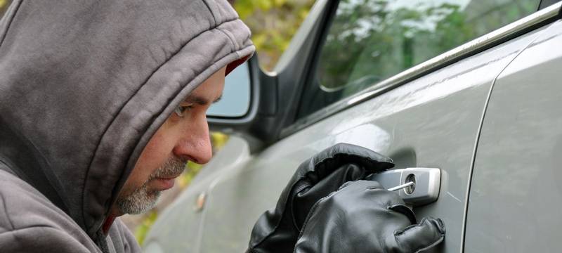 Castrop-Rauxel: Zeugensuche nach aufgebrochenen Autos