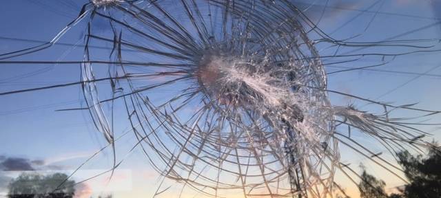 Polizei sucht A42-Steinewerfer