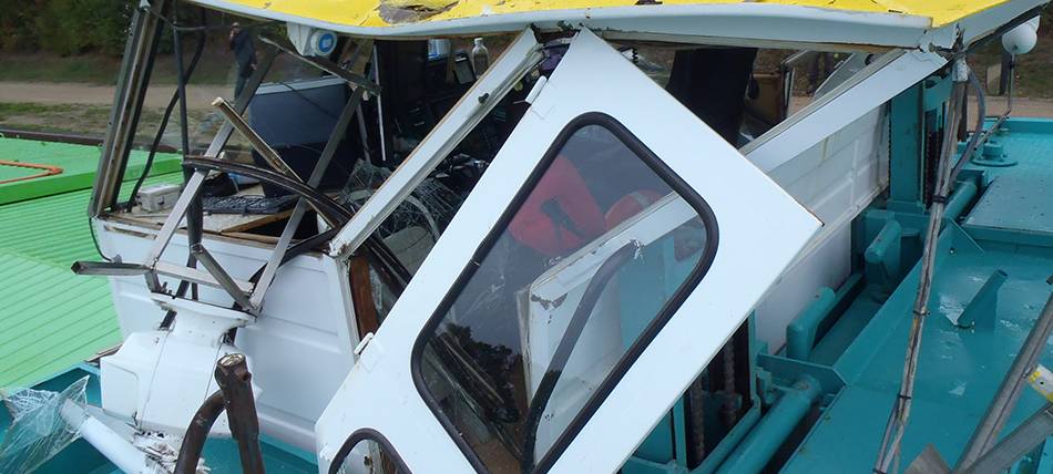 Schwerer Schiffsunfall an der Schleuse