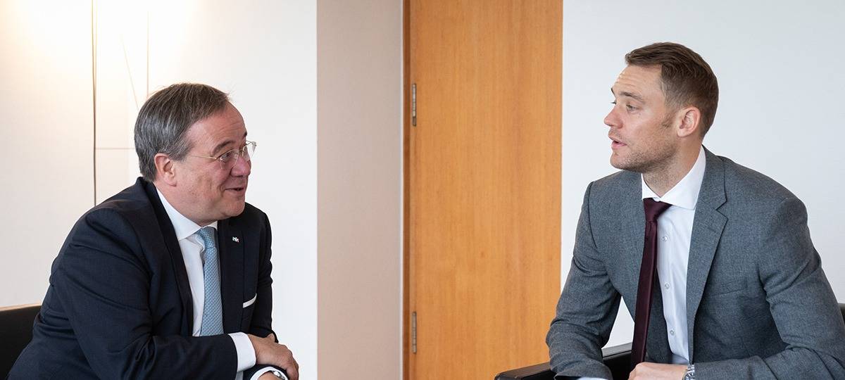 Manuel Neuer erhält den NRW-Landesverdienstorden