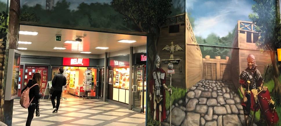 Neue Bahnhofs-Empfangshalle fertig