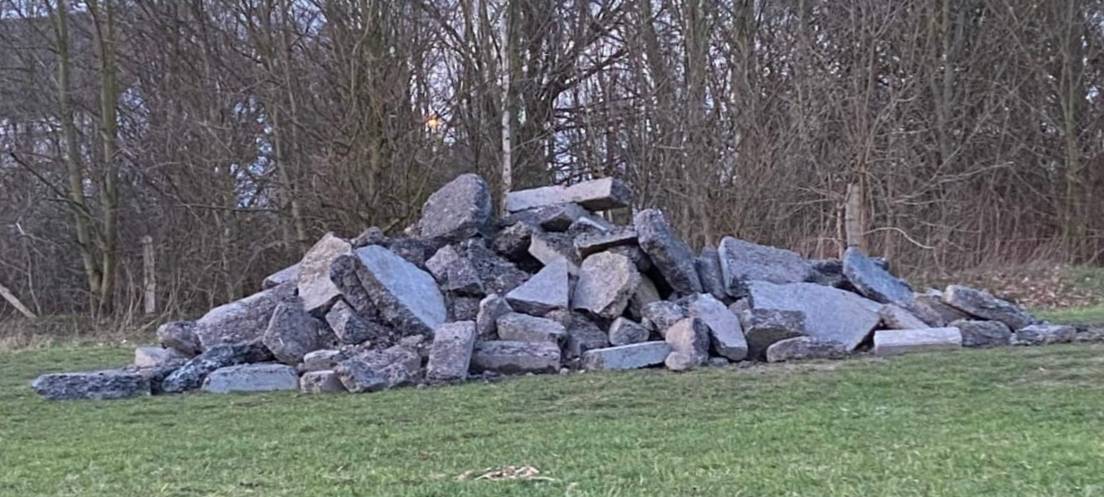 Zwei LKW-Ladungen Asphalt illegal entsorgt