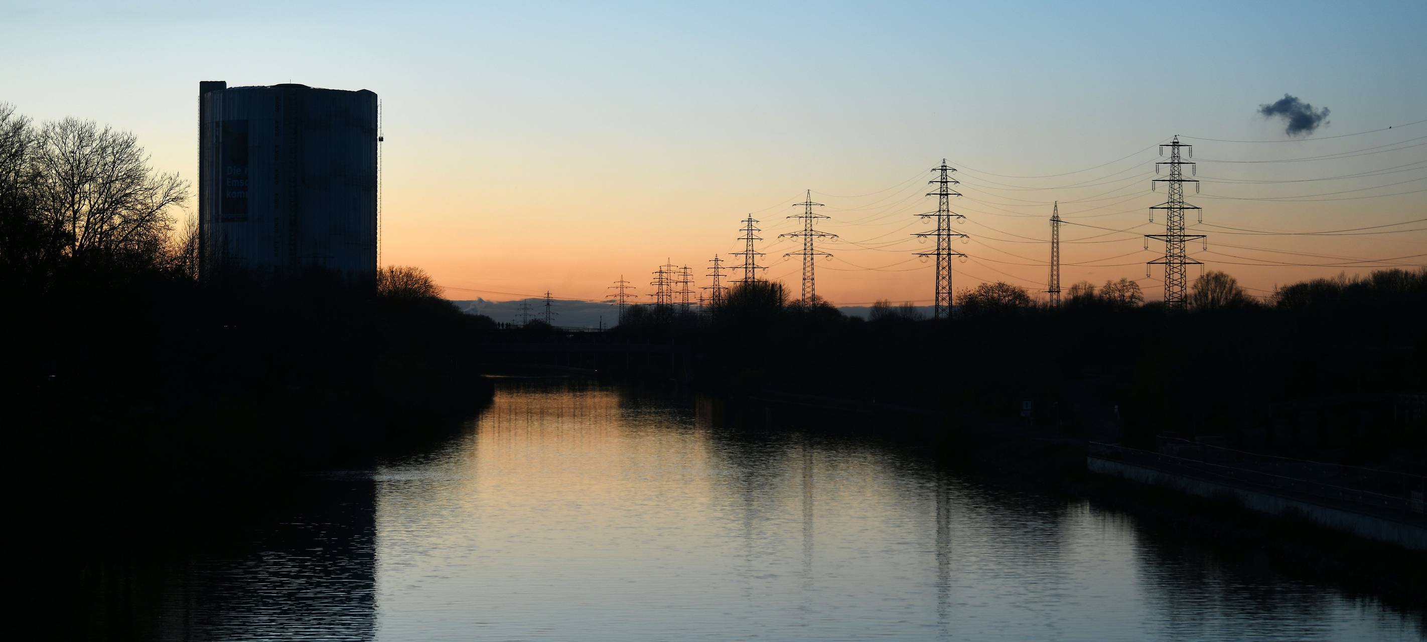 Spektakuläre Brücke für Fußgänger und Radfahrer