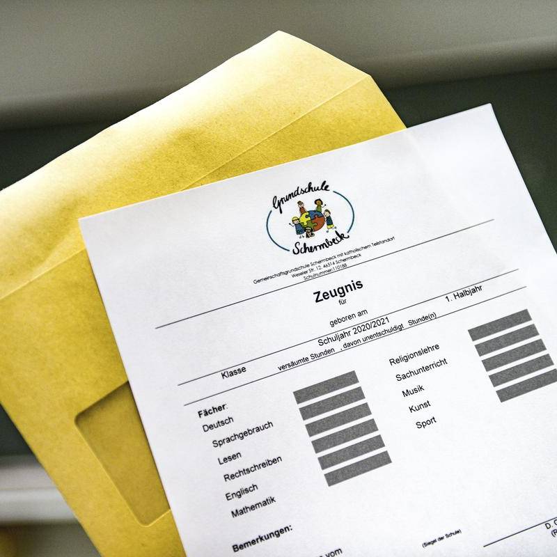 Zeugnisvergabe unter besonderen Bedingungen - Radio Vest