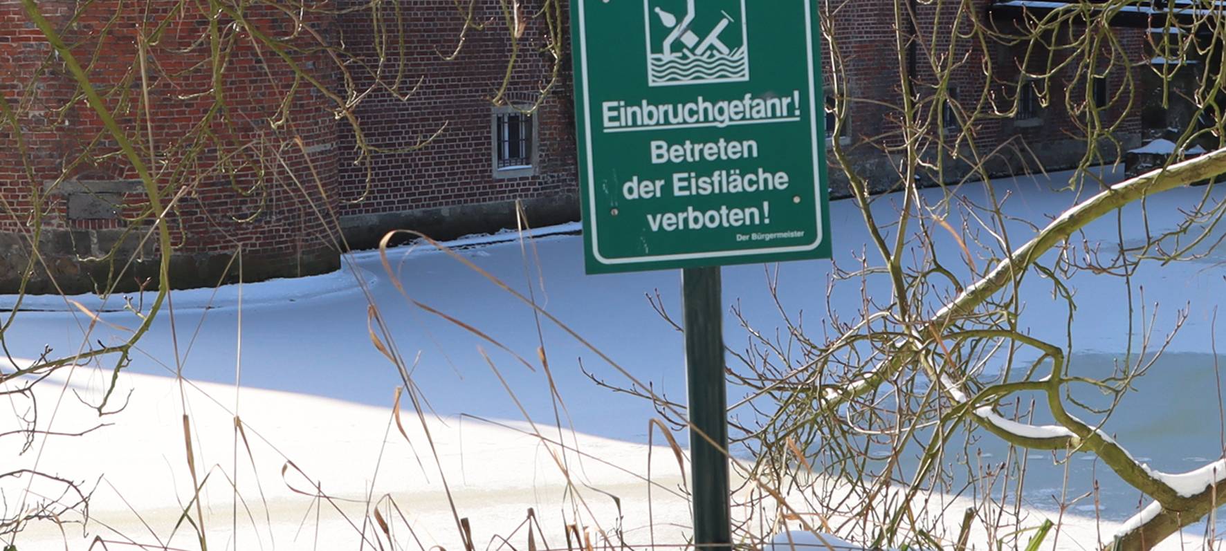 Städte warnen: Zugefrorene Gewässer nicht betreten