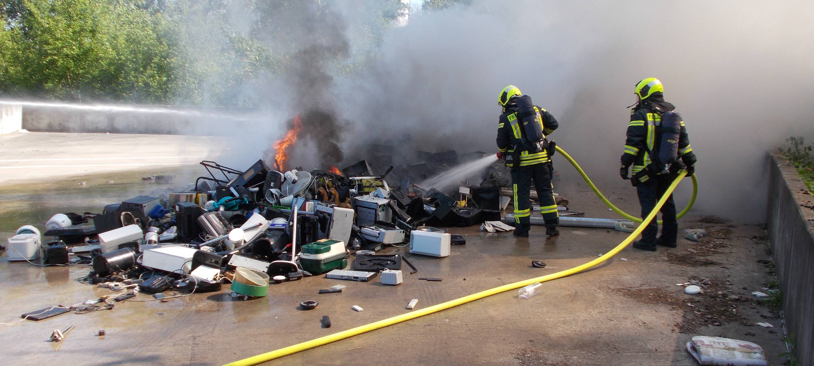 Containerbrand auf Marler Wertstoffhof