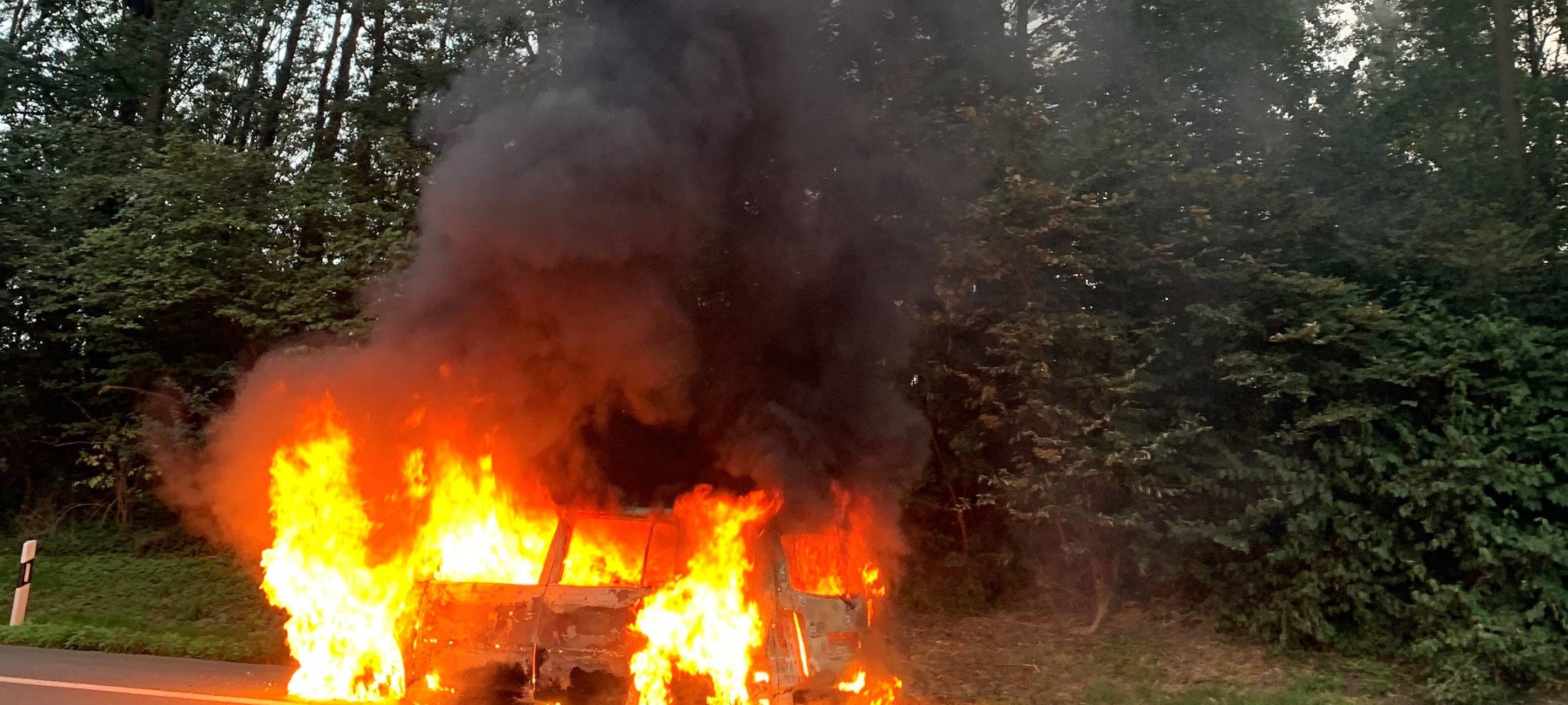 Brennendes Auto sorgte für Sperrung auf der A2