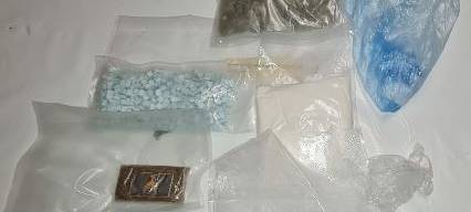 "Elron" findet auf A2-Parkplatz zwei Kilogramm Drogen