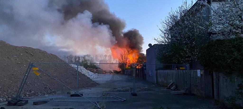 Brand in Rotlicht-Villa: Experten ermitteln Ursache