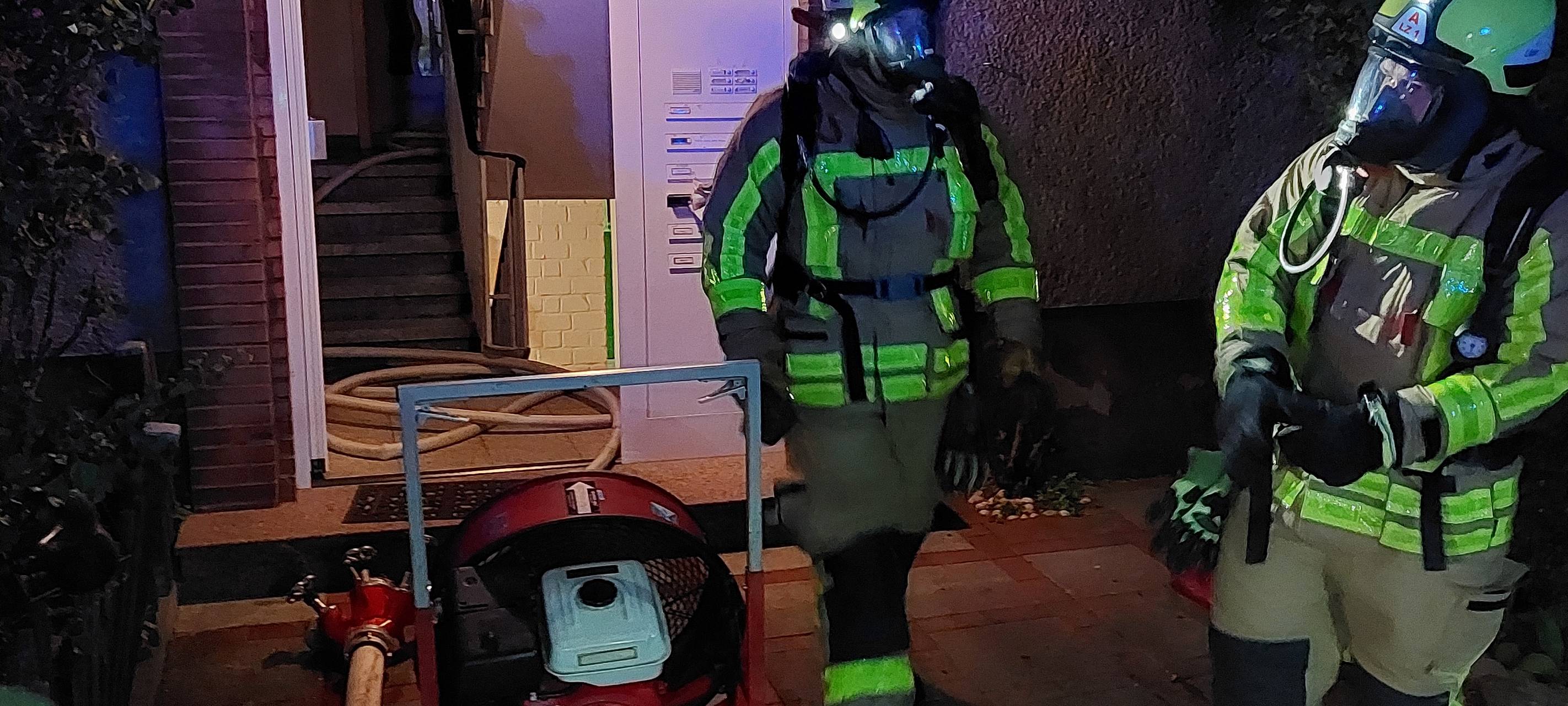 Lauter Knall: Mann bei Wohnungsbrand schwer verletzt