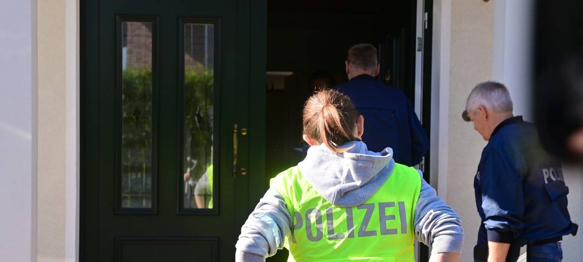 Polizei nimmt mutmaßliche Geldautomaten-Sprenger fest