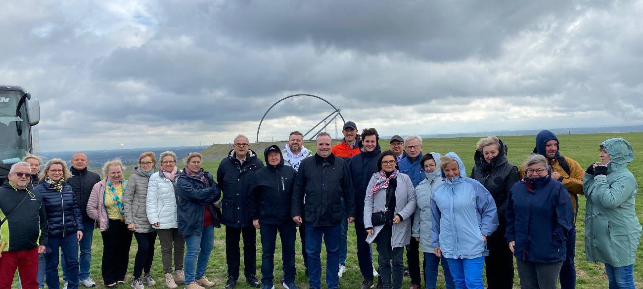 Landrat Bodo Klimpel besucht mit einer Delegation aus Wodzislaw und Jelgava die Halde Hoheward.