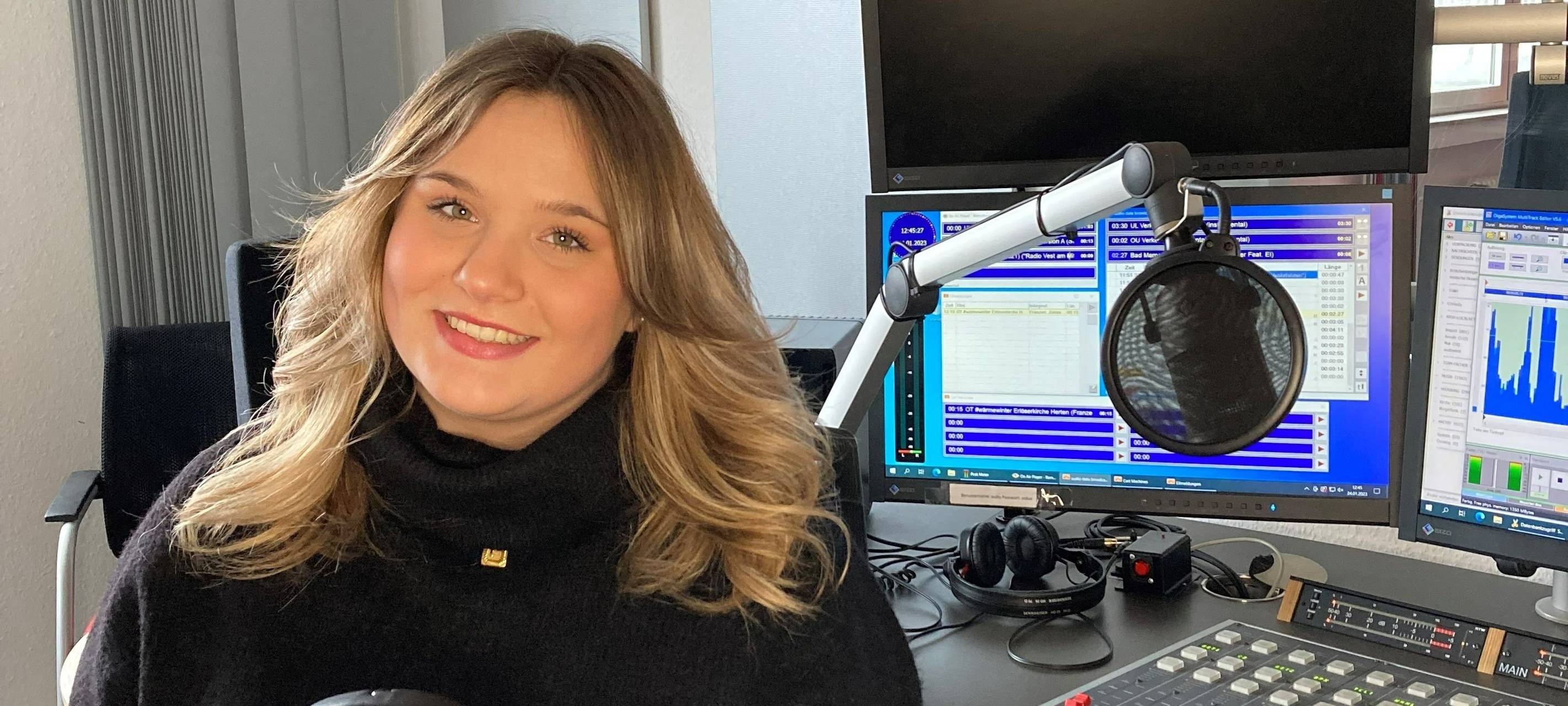 Svenja ist Praktikantin bei Radio Vest.