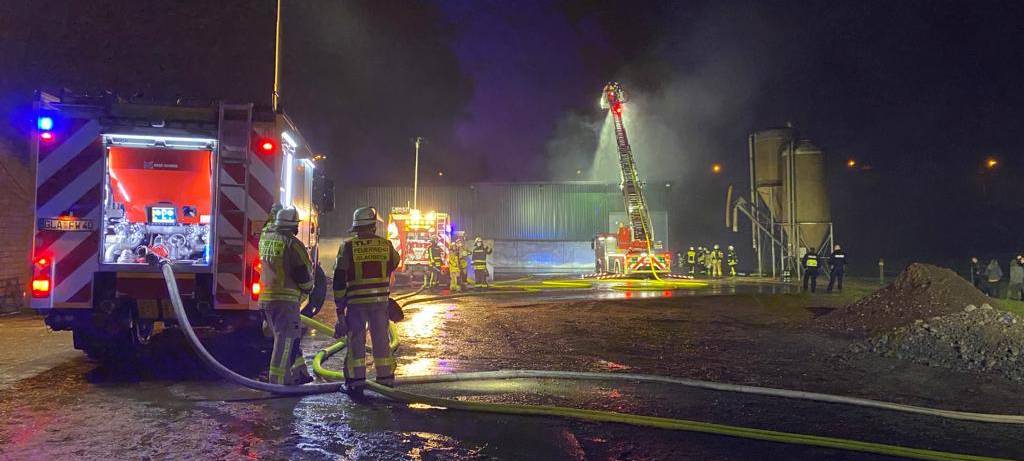 Die Feuerwehr war mit einem Großaufgebot in Gladbeck im Einsatz.