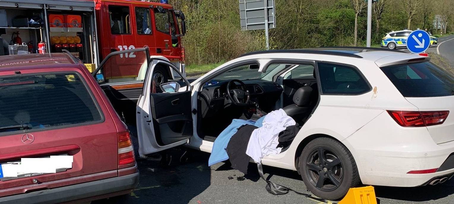 Feuerwehreinsätze: Feuer & Unfall in Recklinghausen