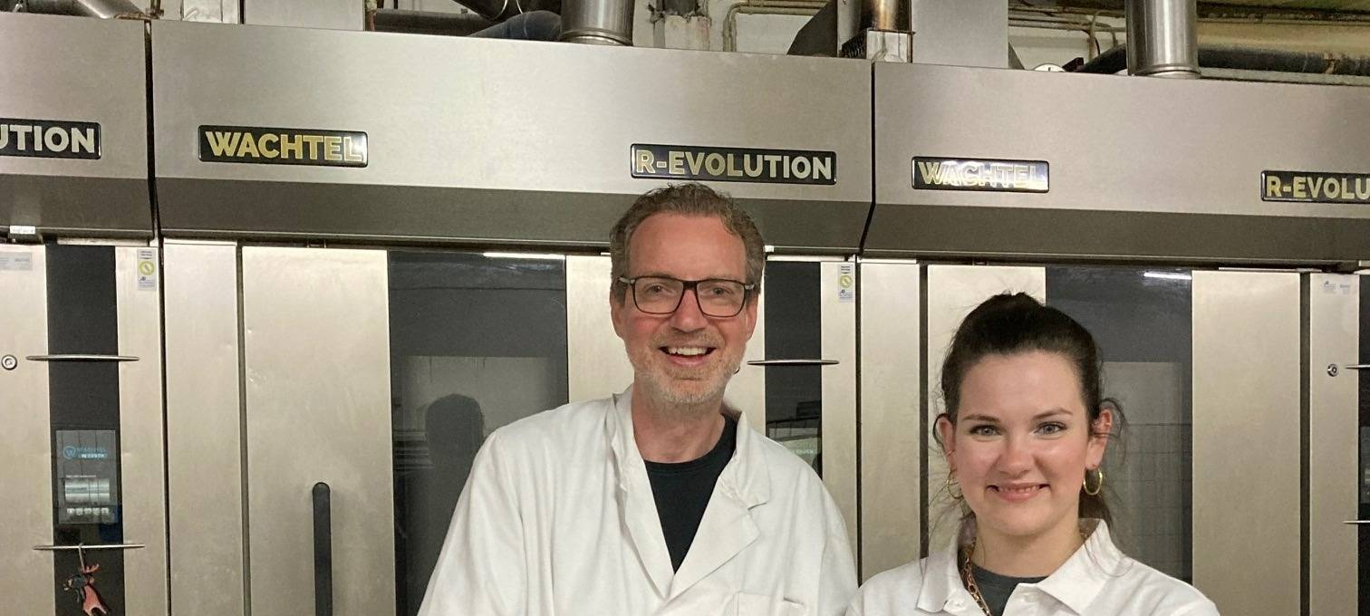 Das Radio Vest Lieblingsbrot: Bäckermeister Klaus Hövelmann und Radio Vest Moderatorin Simone Danisch beim Brot-Back-Event.