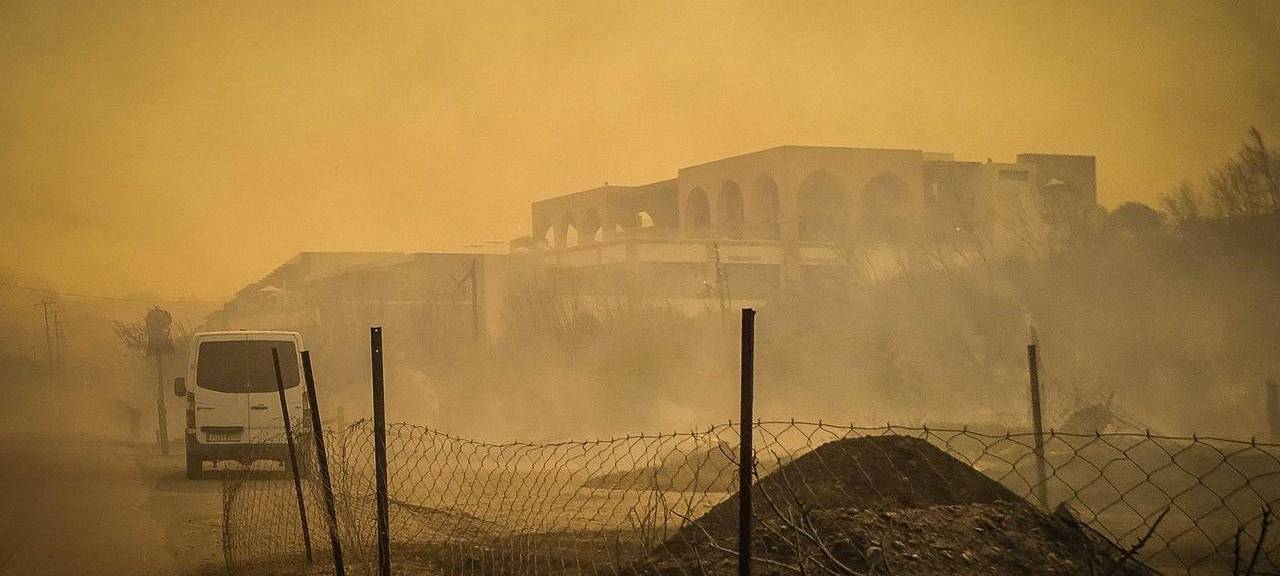 Brände auf Rhodos: Reisebüros im Vest ziehen Konsequenzen