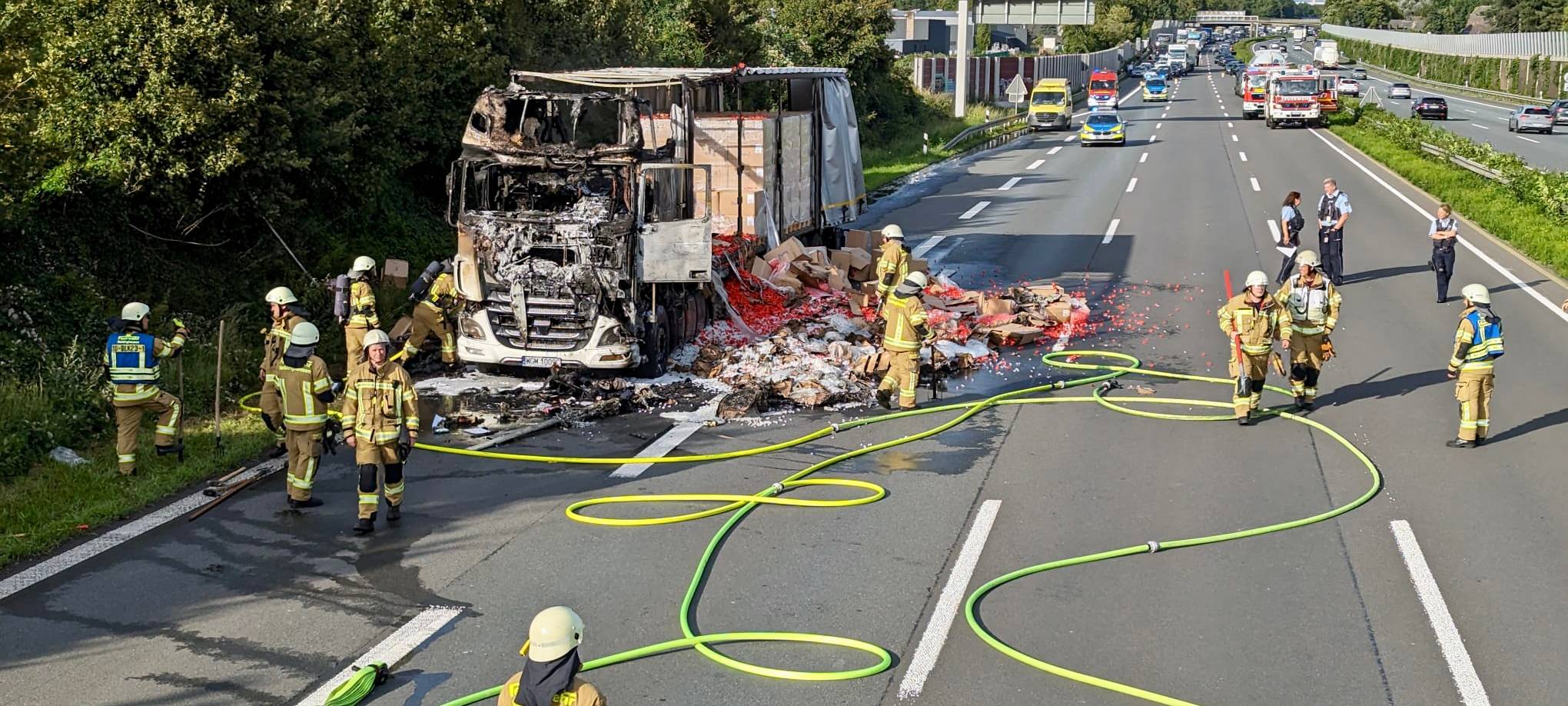 Brennender LKW: A2 in Recklinghausen gesperrt