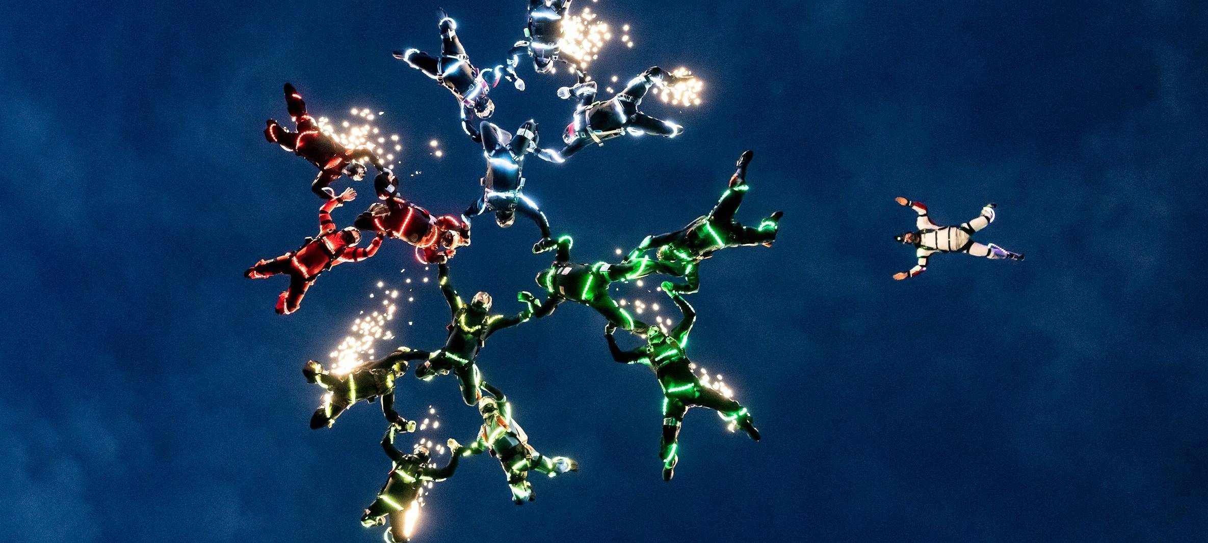 Fallschirmspringer aus Marl holen den Rekord