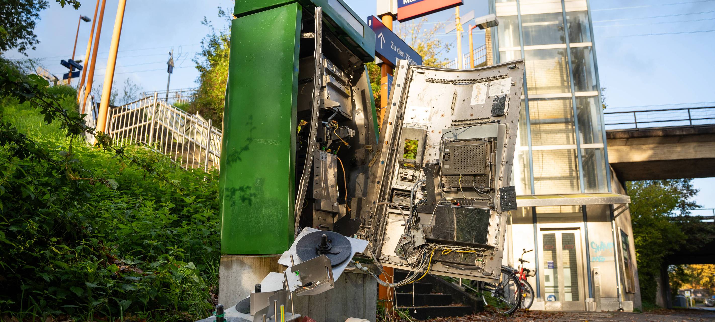 Serie von gesprengten Fahrkartenautomaten im Kreis Recklinghausen