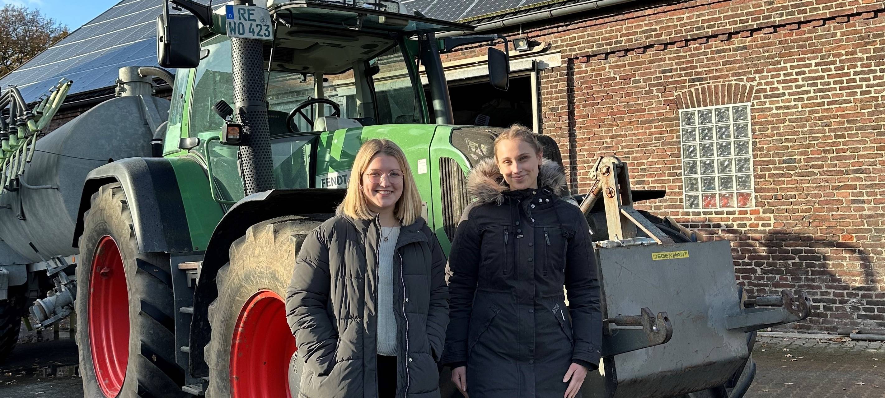 Beleuchtete Trecker: Lichterfahrten in Marl und Haltern