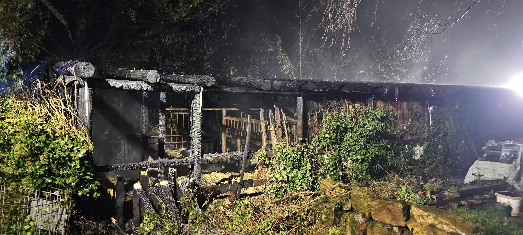 Der Pferdestall in Datteln brannte komplett aus.
