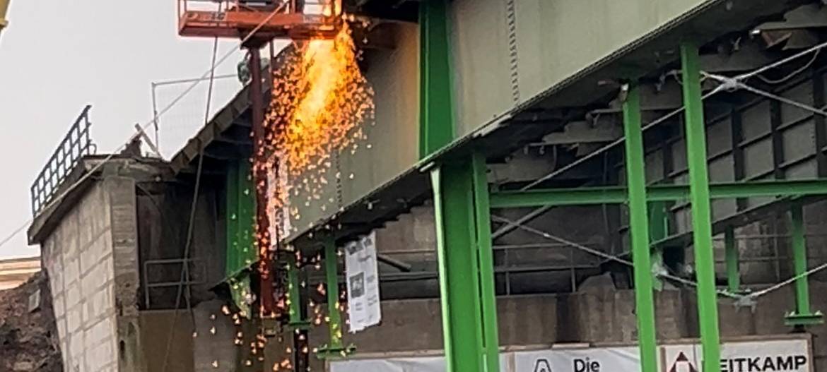 Abriss der Emschertalbrücke an der A43 ist gestartet