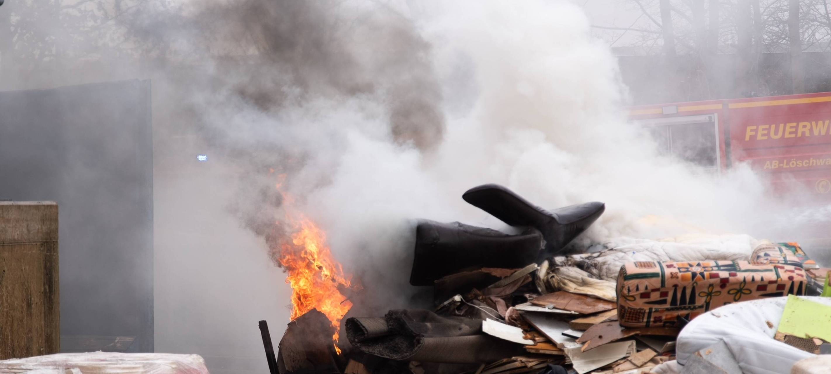 Feuer auf dem Betriebshof in Marl