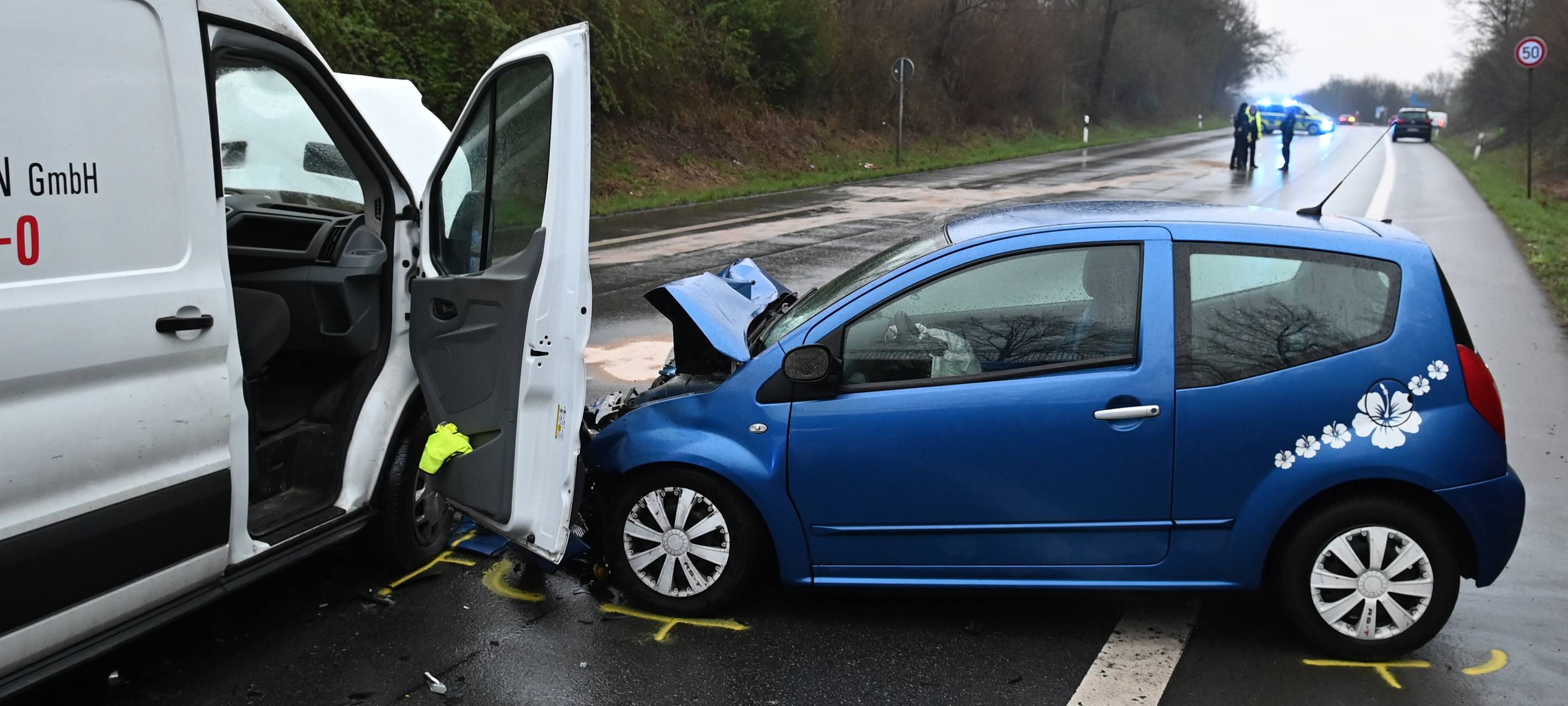 Die Straße in Dorsten musste nach dem Unfall gesperrt werden.