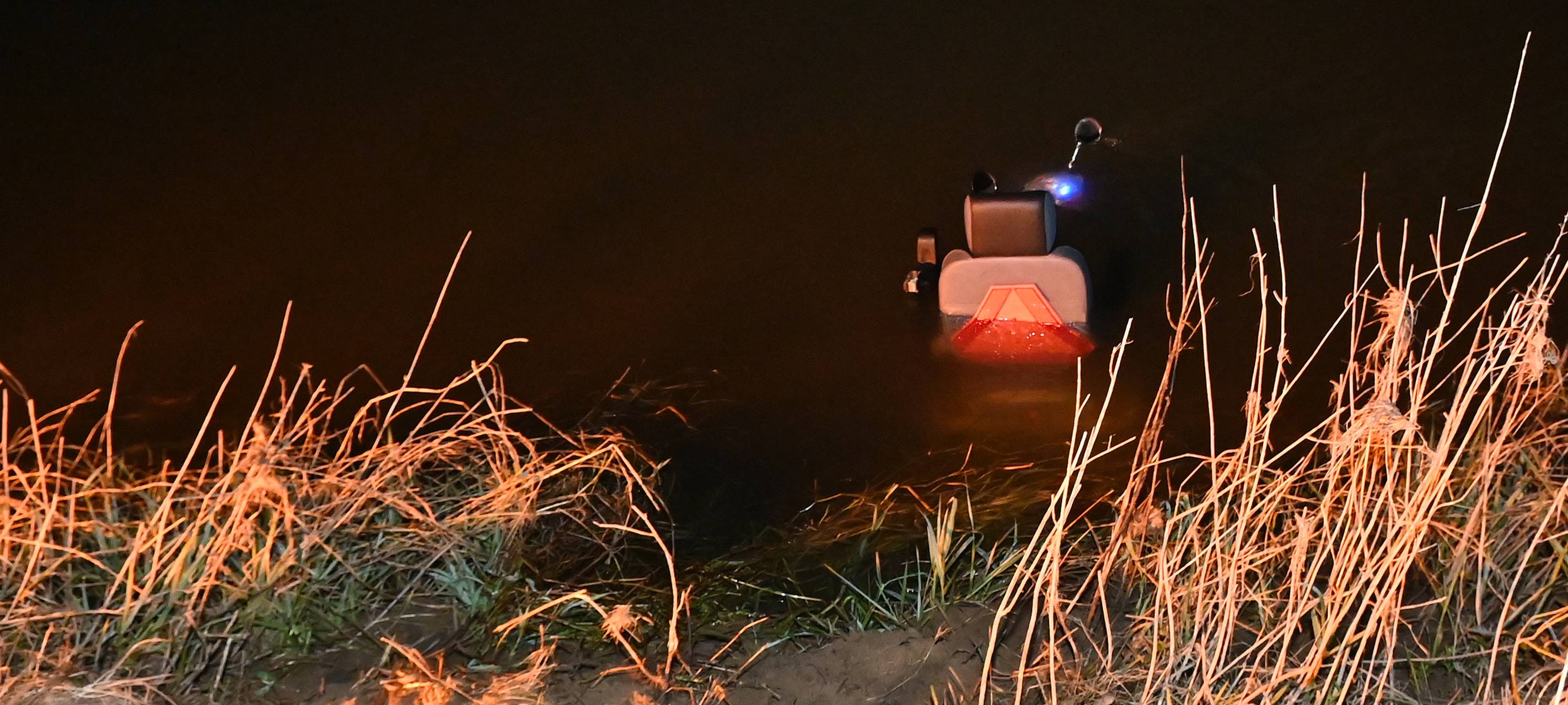 Dorsten: Mann stürzt mit E-Krankenmobil in die Lippe