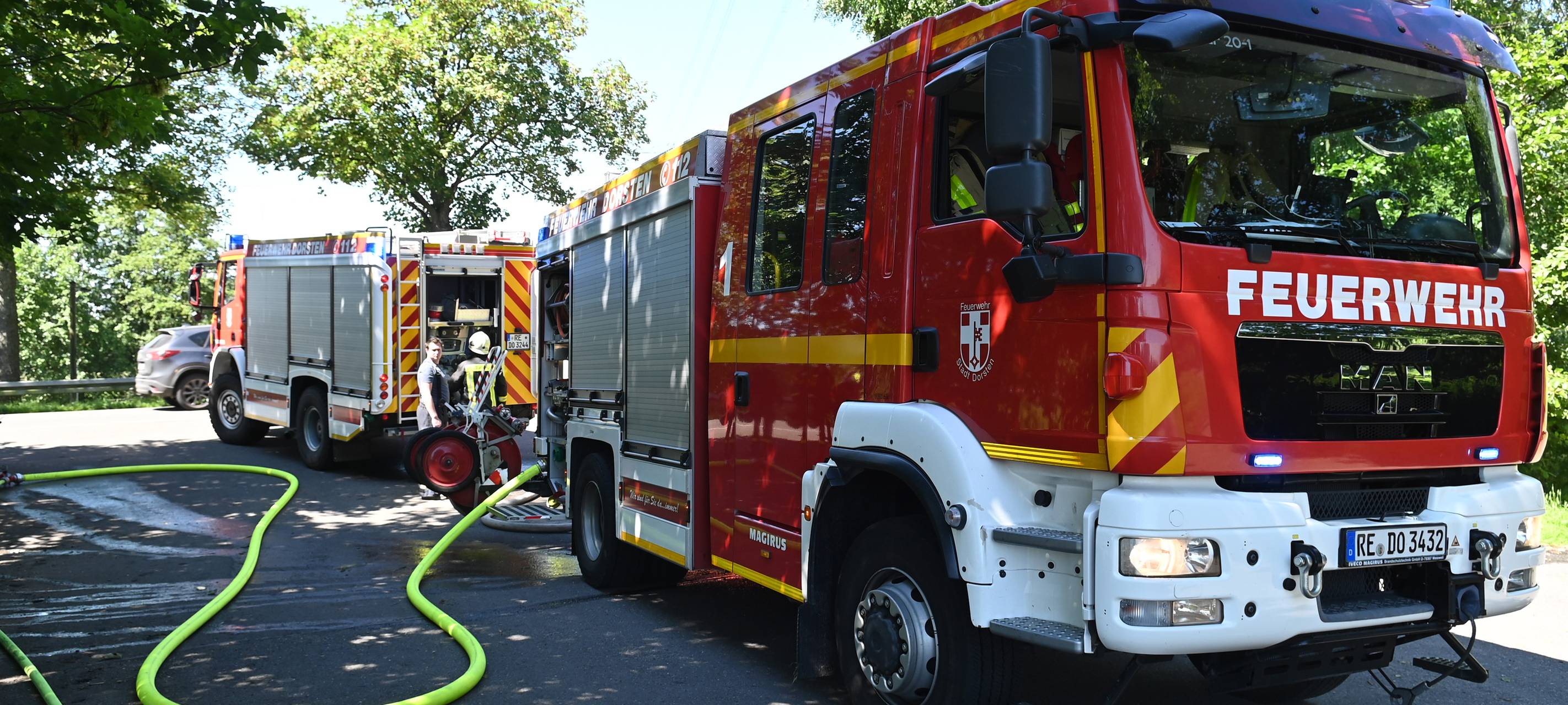 Trockenes Wetter: Feuerwehr Dorsten muss Felder und Wiesen löschen