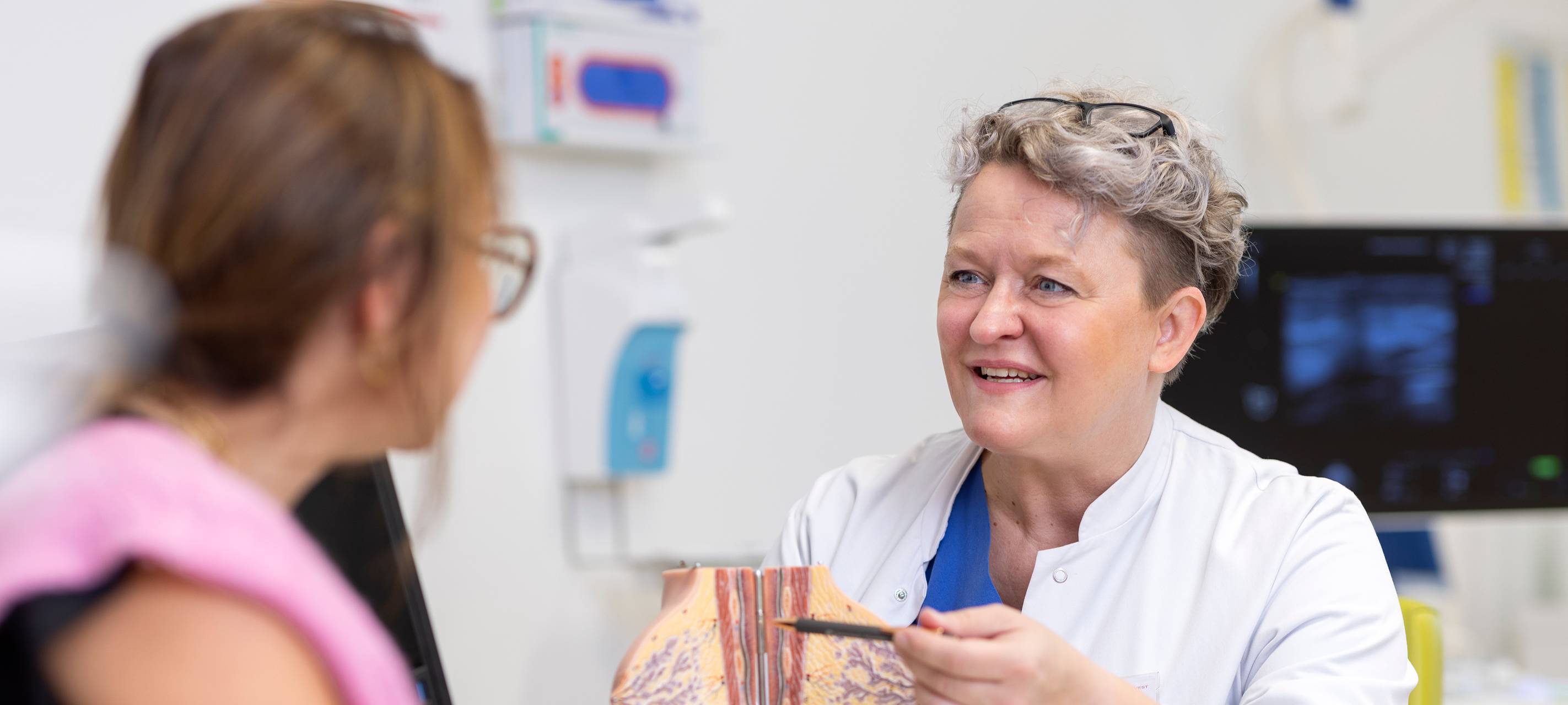 Dr. Vest: Die Radiosprechstunde - Brustkrebsmonat