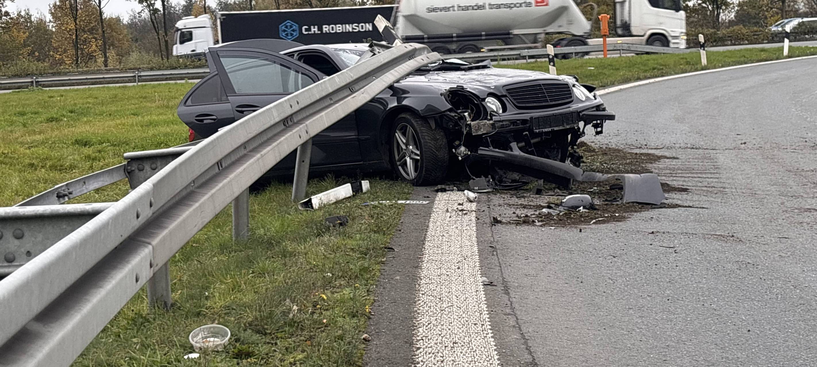 Spektakulärer Unfall auf der A2 bei Recklinghausen