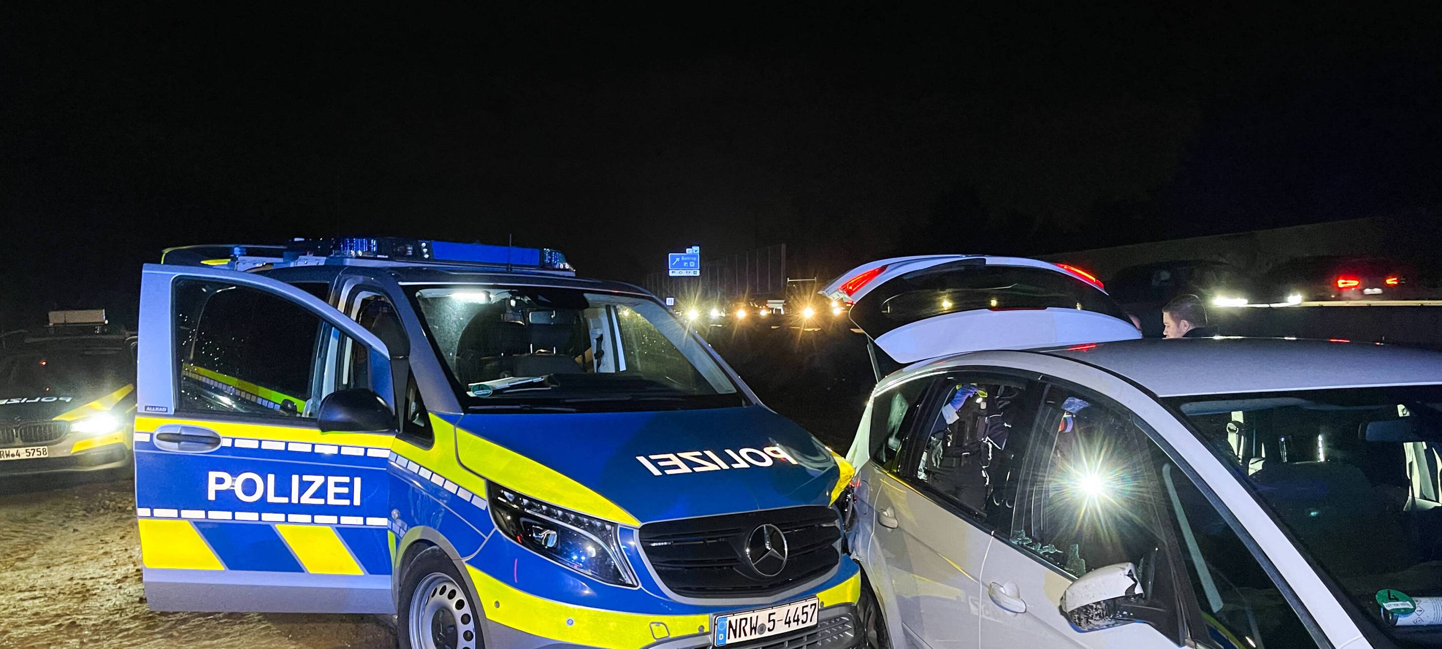 Die Polizei konnte den flüchtenden Autofahrer auf der A2 bei Bottrop in der Baustelle stellen.