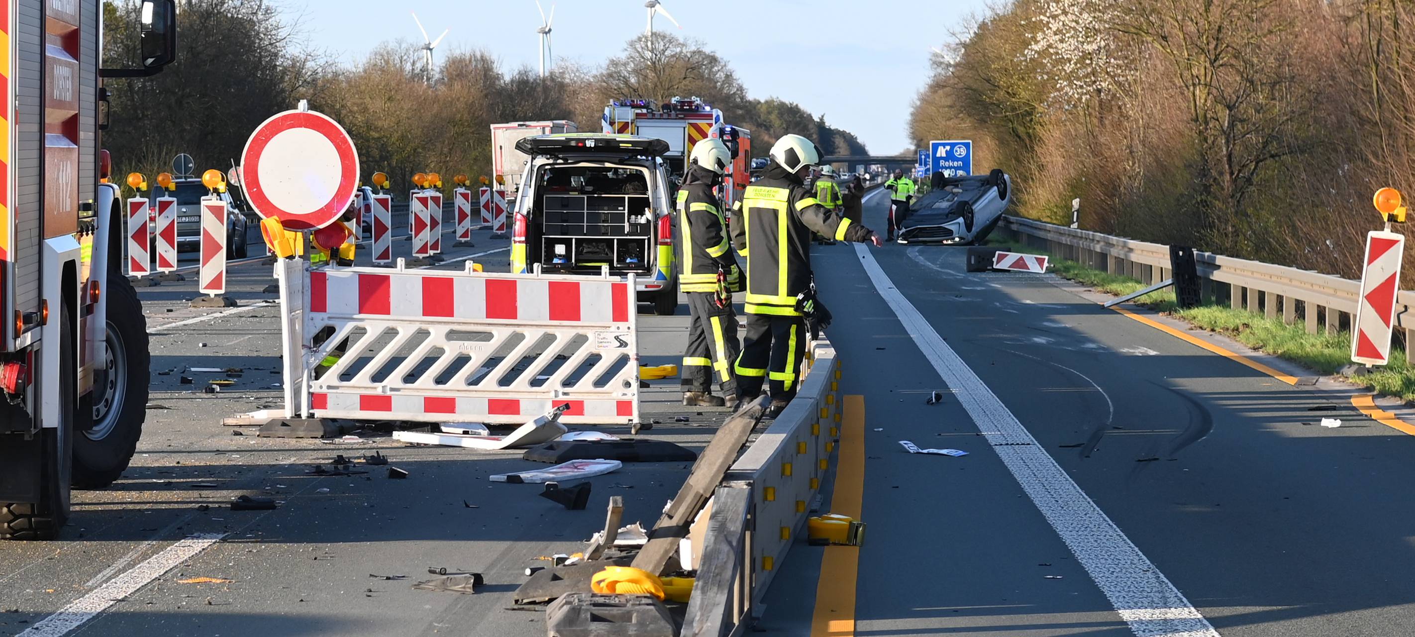 Auto überschlägt sich auf A31 bei Dorsten