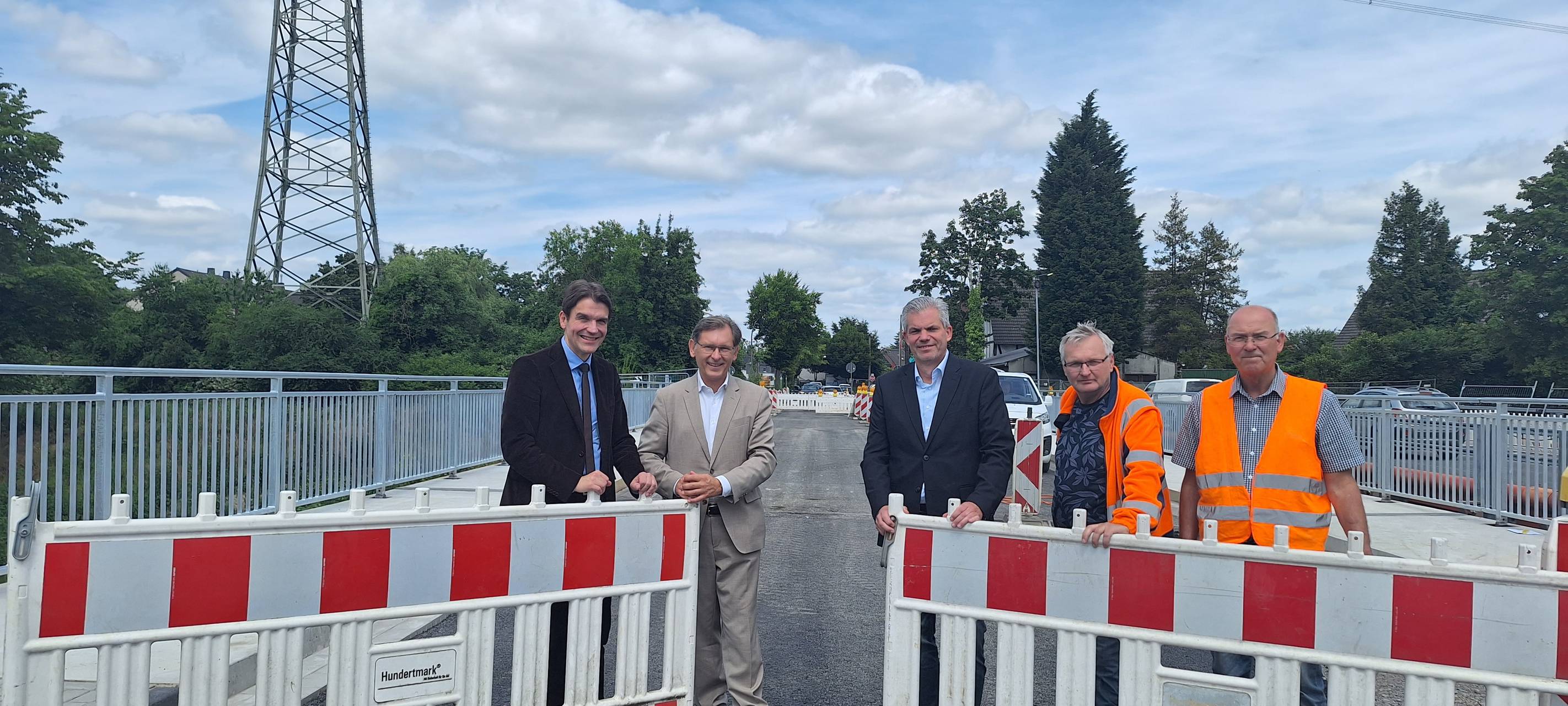 Von Recklinghausen nach Herne: Neue Brücke freigegeben