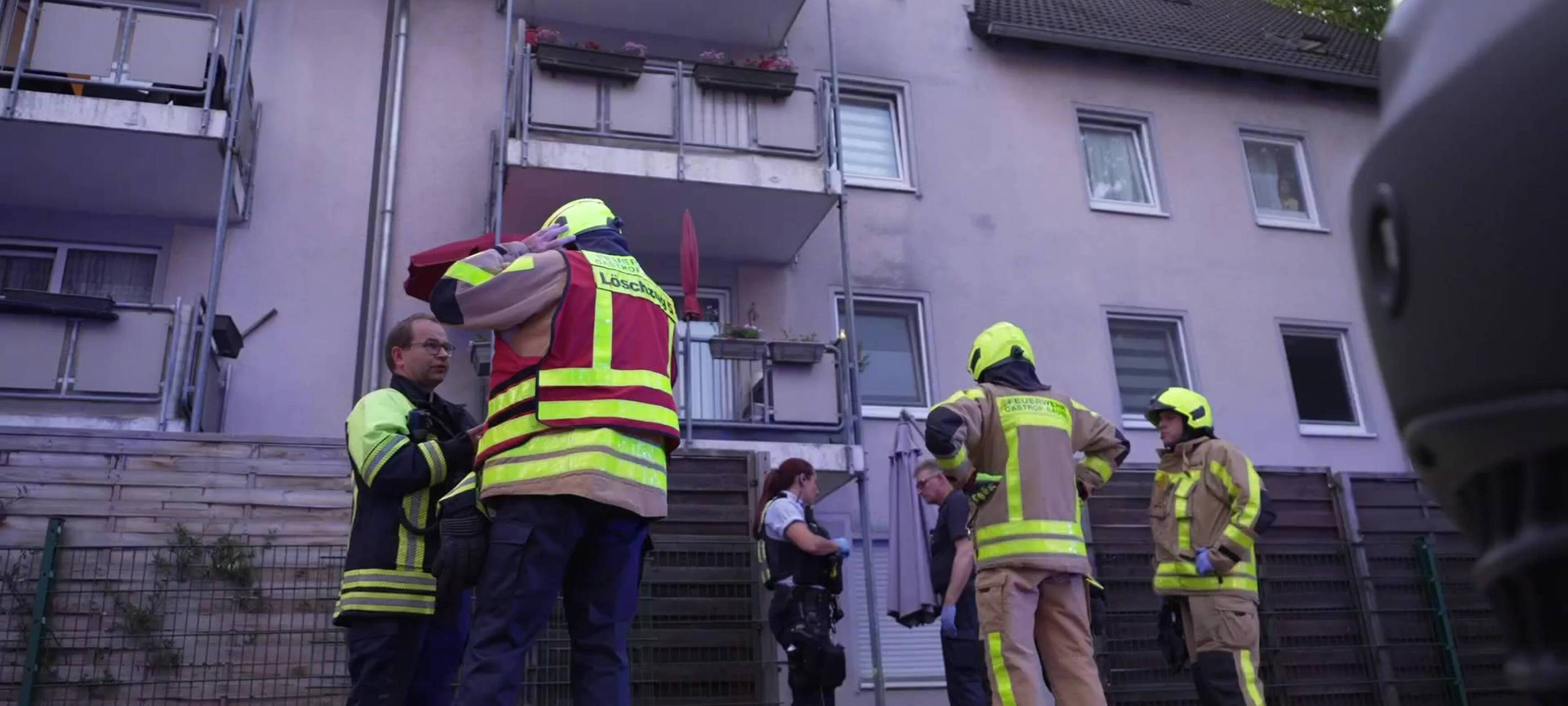 Castrop-Rauxel: Mann stürzt von Balkon
