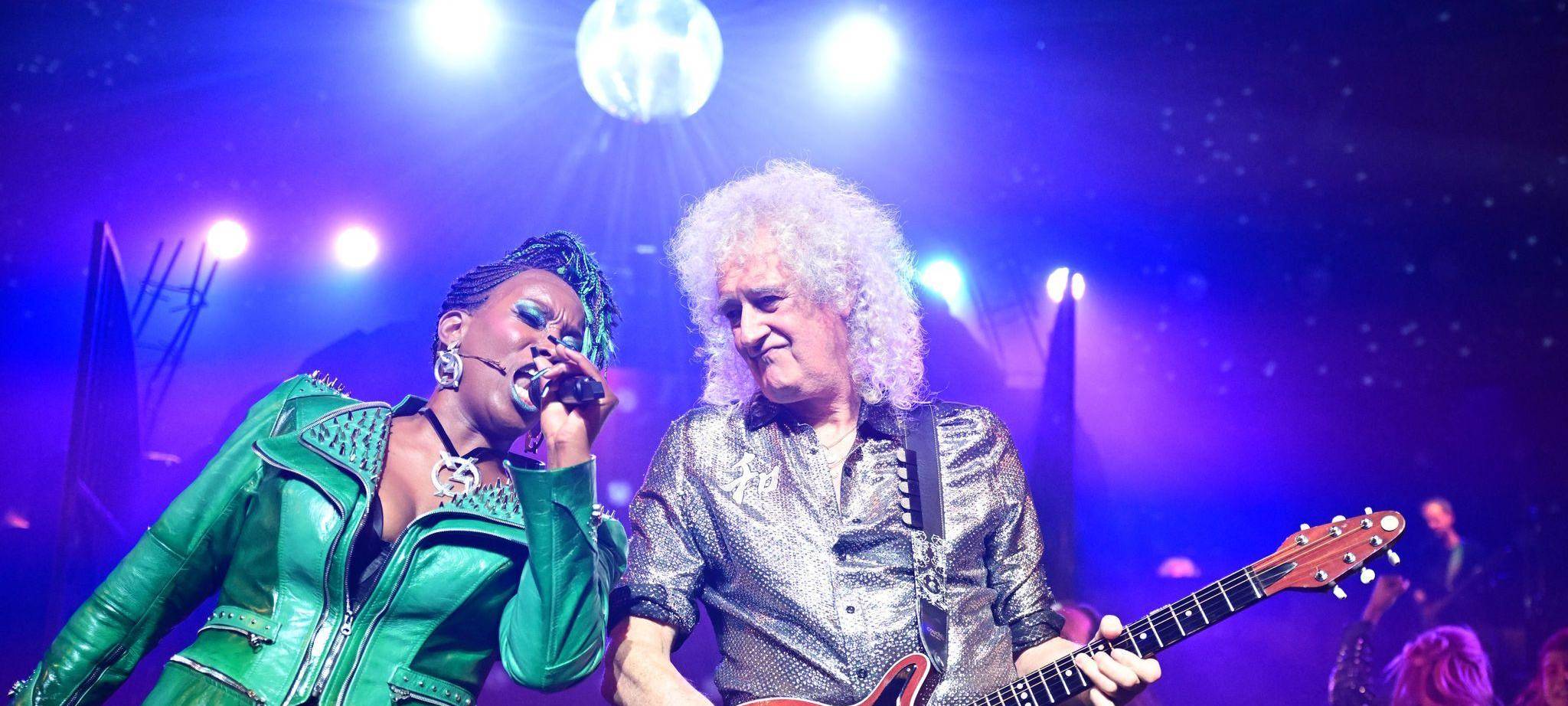 Queen Gitarrist Brian May bei Musical "We will rock you"