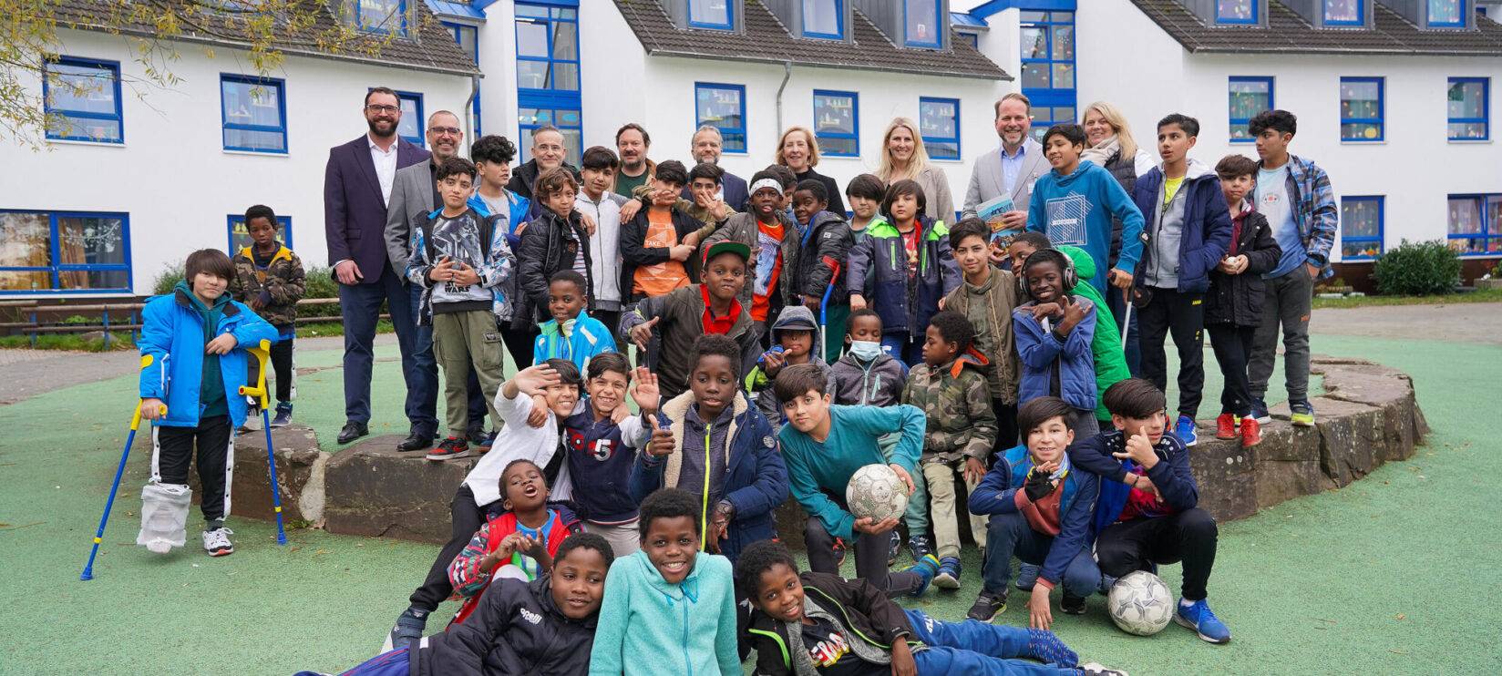 Dr. Vest: Die Radiosprechstunde - Kinder aus Krisengebieten