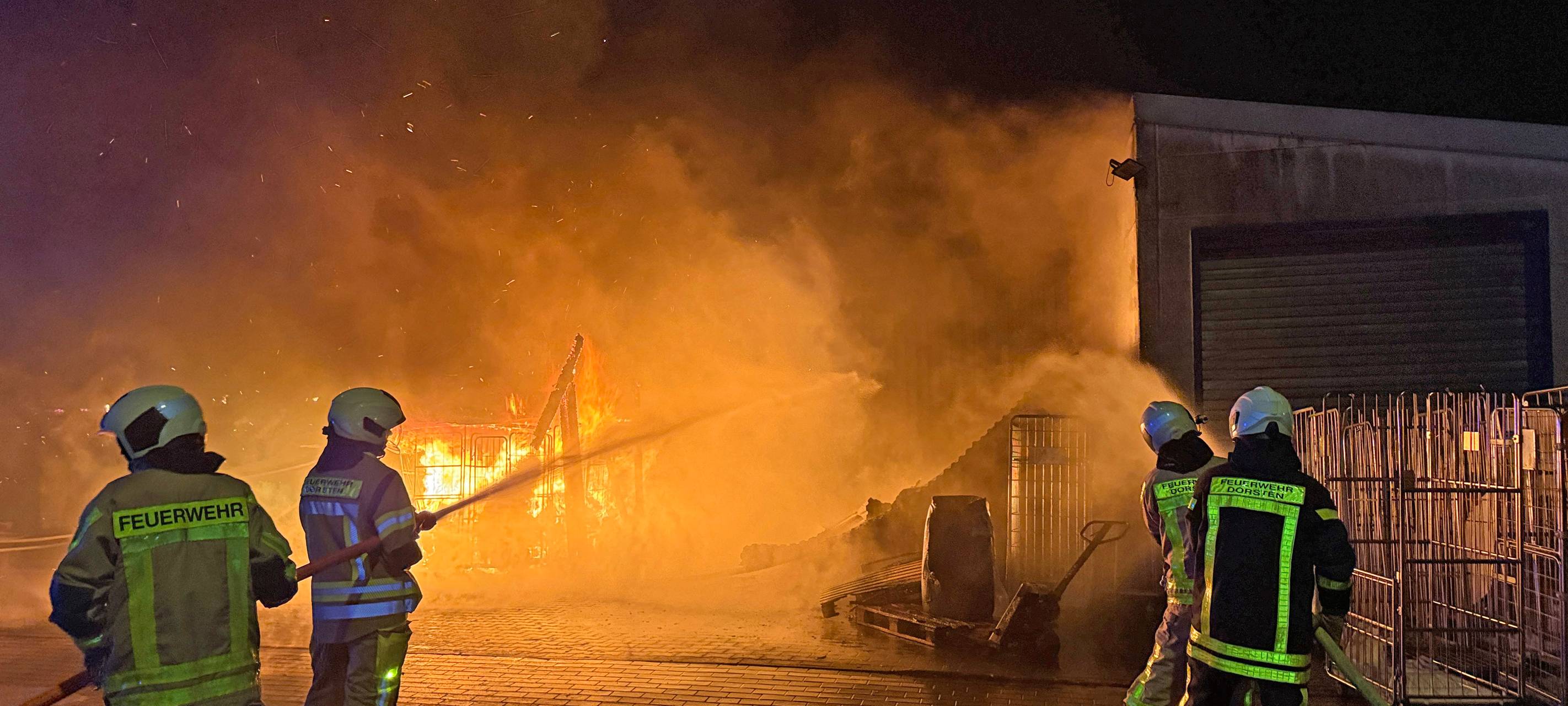 Dorsten: Feuer in Wäscherei